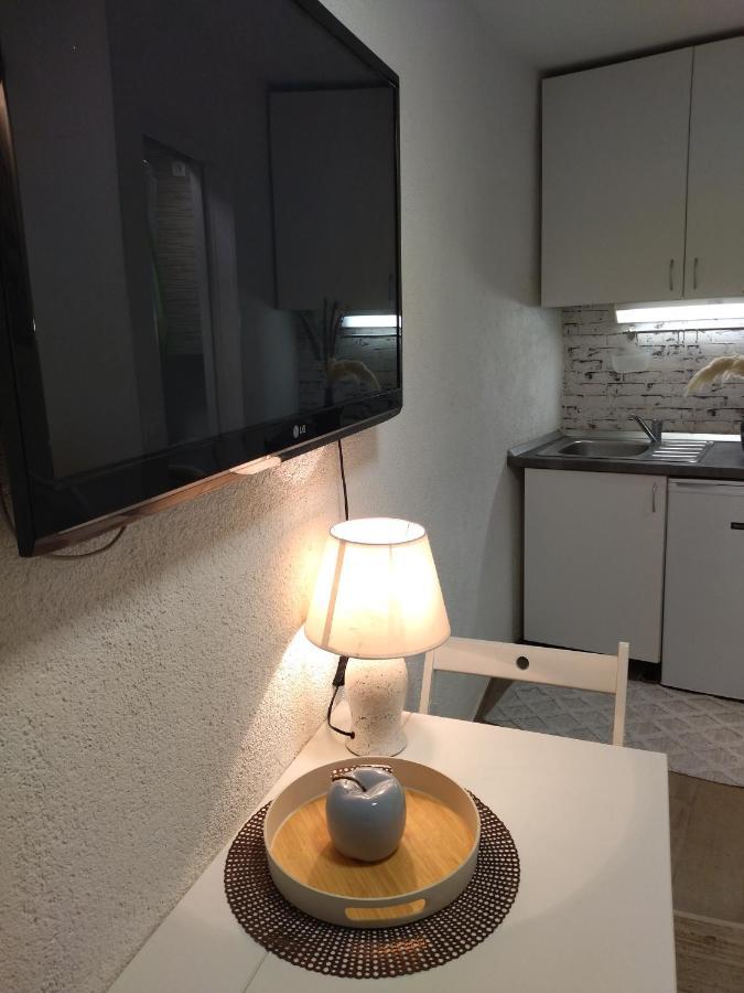 Tiny Studio In City Center Stone House スプリト エクステリア 写真